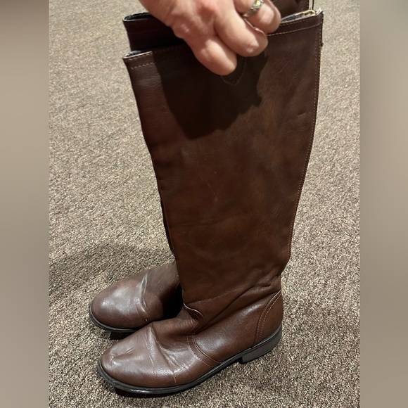 EUC Bucco Capensis 8.5 brown riding fashion boots flat heel below the knee zip - Picture 2 of 6